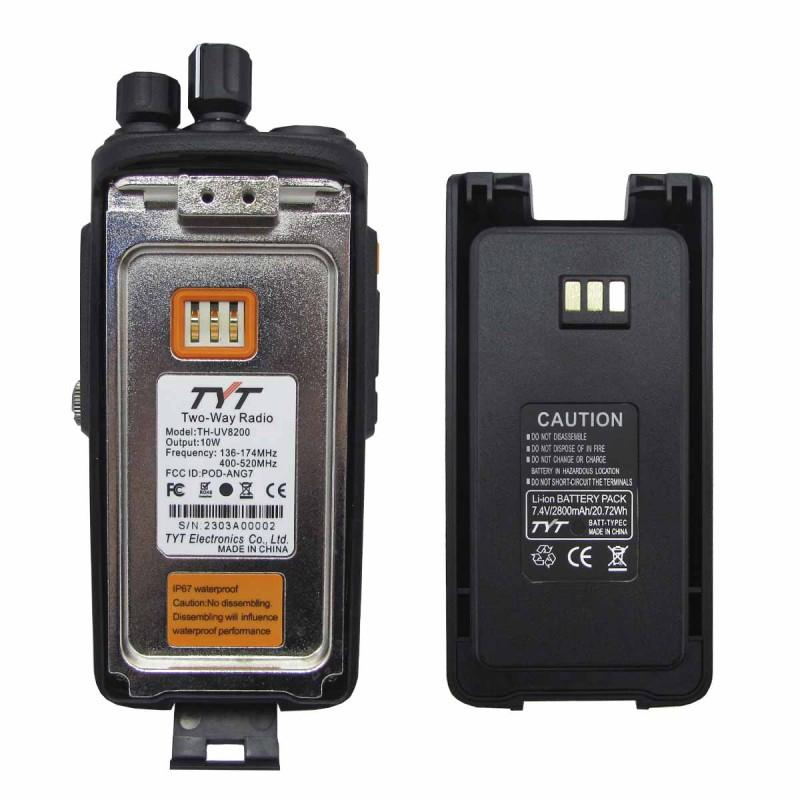 TYT TH-UV8200